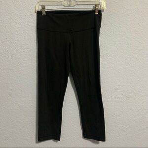 Lululemon Black Mid-Rise Crop Leggings